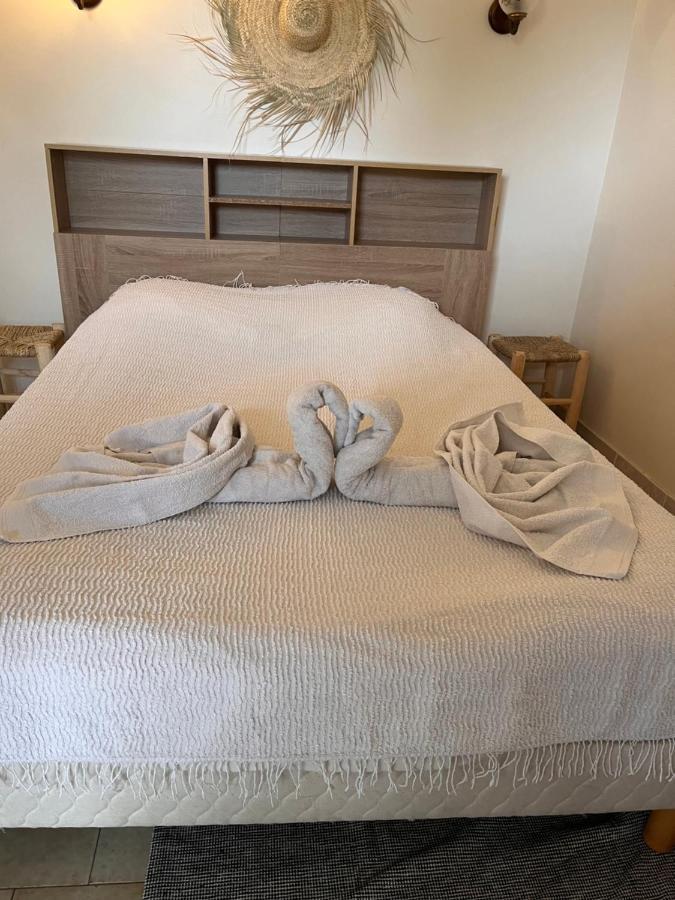 Bed and Breakfast Les Saladelles à Les Les Saintes-Maries-de-la-Mer Extérieur photo